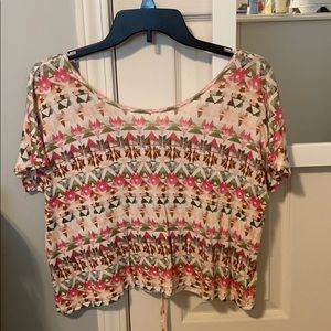 Patterned short sleeve top